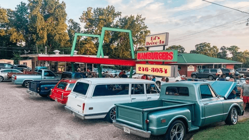 Old-School Drive-In Atmosphere Transports You Back