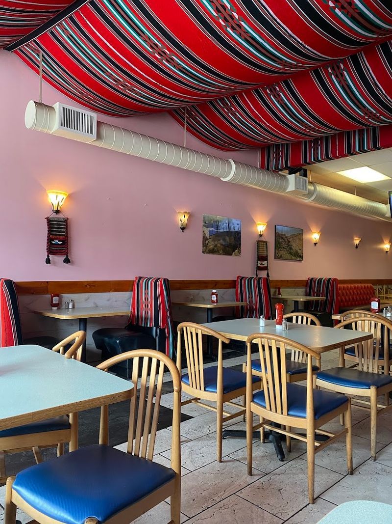 The Atmosphere: Small, Warm, And Totally Inviting