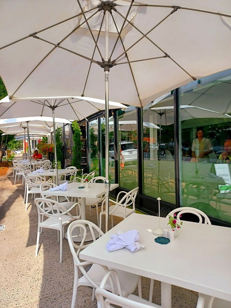 A Spring Dining Experience That Engages All The Senses