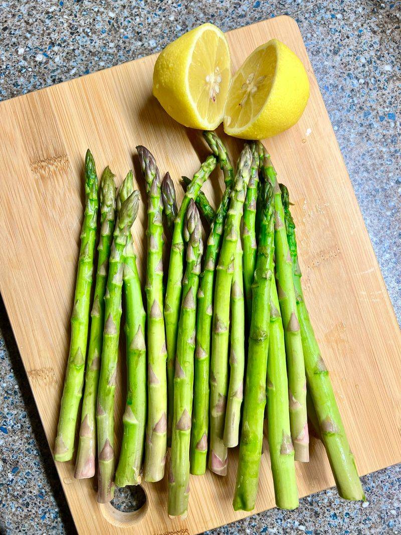 Fresh Michigan Asparagus Spears