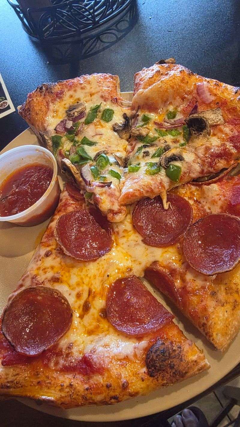 Fresh Pizzas Made Just For You