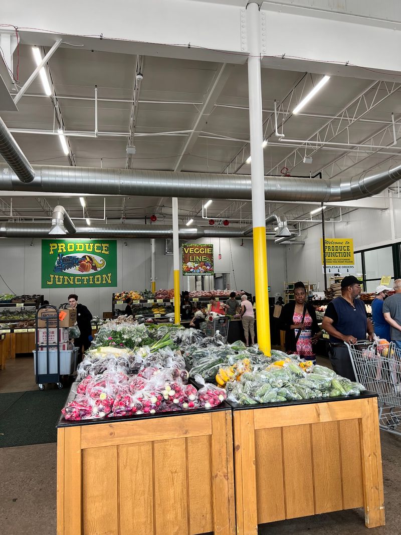 Fresh Produce and Seasonal Finds