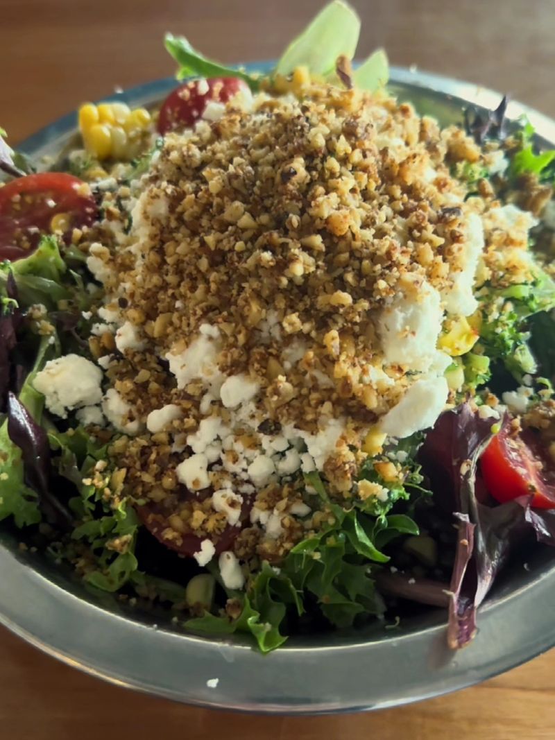 Fresh Salads That Rival The Pizza