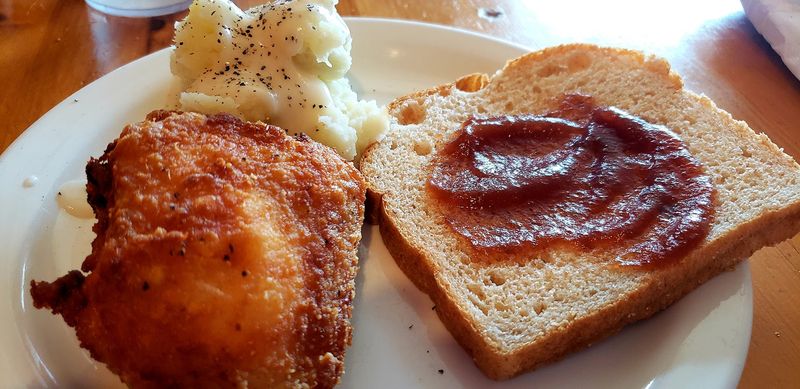 Fried Chicken With A Crunch You Can Hear Across the Room