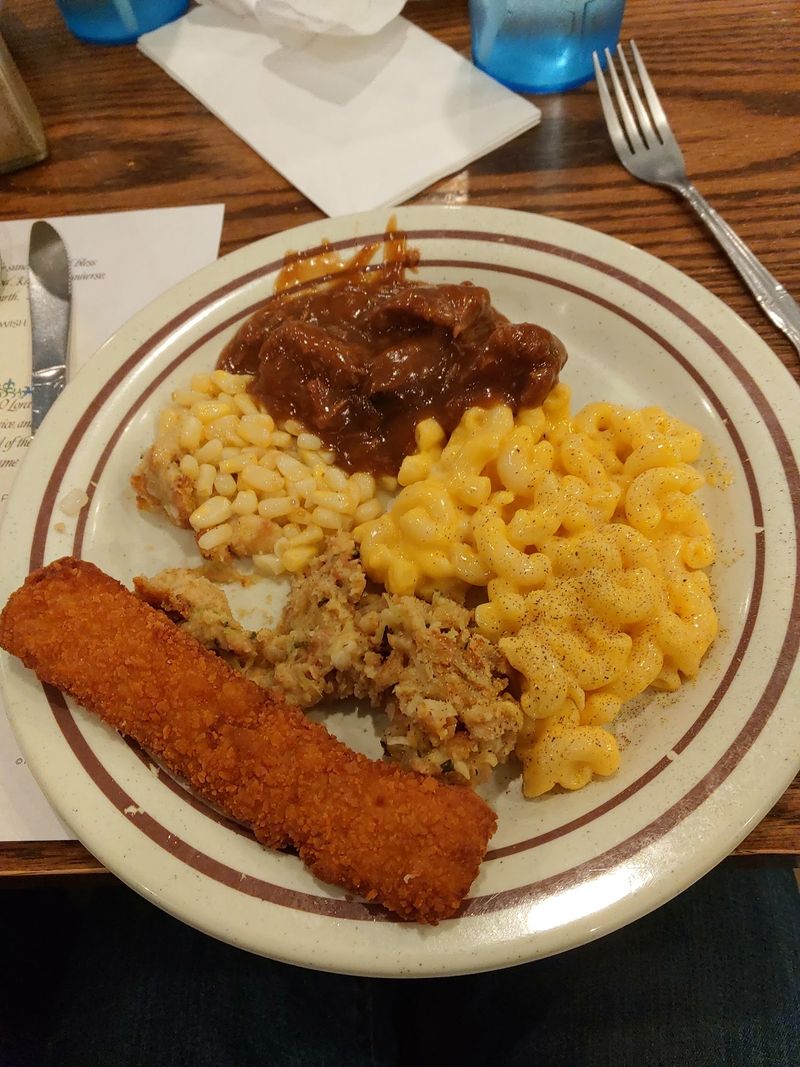 Fridays And Saturdays Bring Fried Fish And Shrimp To The Party Fridays And Saturdays Bring Fried Fish And Shrimp To The Party