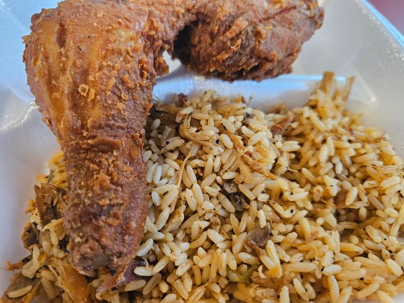 Fried Chicken, Baked Chicken, And The Daily Specials Worth Knowing About