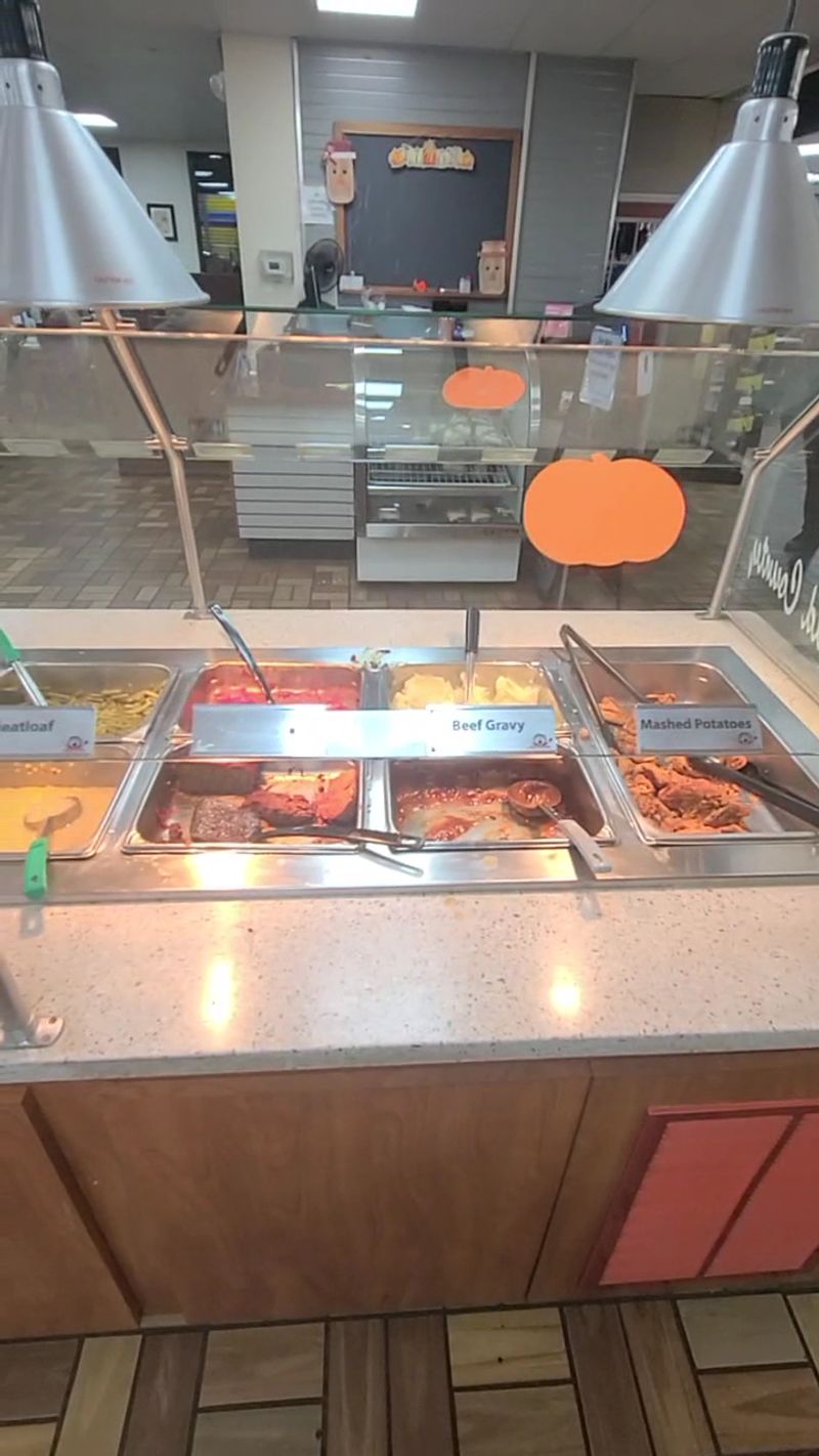 Fried Chicken Steals The Spotlight Fried Chicken Steals The Spotlight