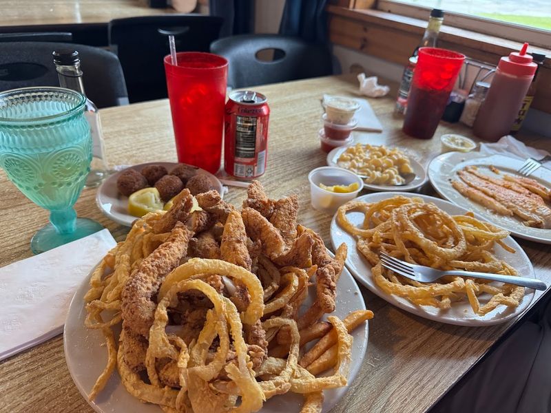 Fried Clams That Bring New England To Florida Fried Clams That Bring New England To Florida