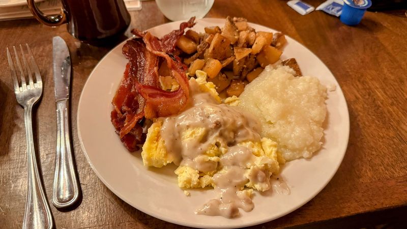 The Breakfast Buffet That Locals And Travelers Both Swear By