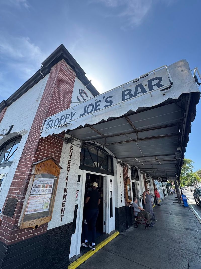 The Tap Room For Sports Fans Who Want A Different Vibe