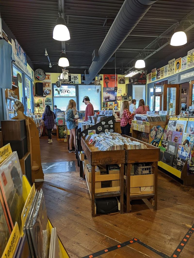 Friendly And Knowledgeable Staff Friendly And Knowledgeable Staff