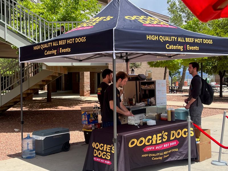 Catering Services That Bring The Party To You