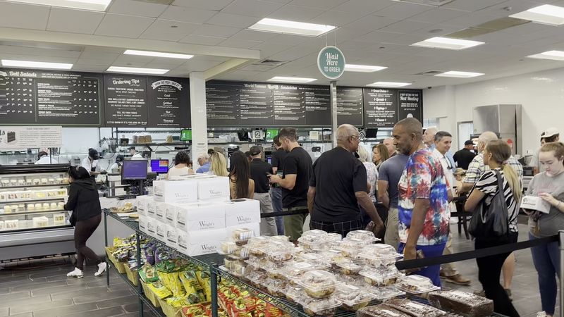 Friendly Counter Service That Keeps Lines Moving Friendly Counter Service That Keeps Lines Moving