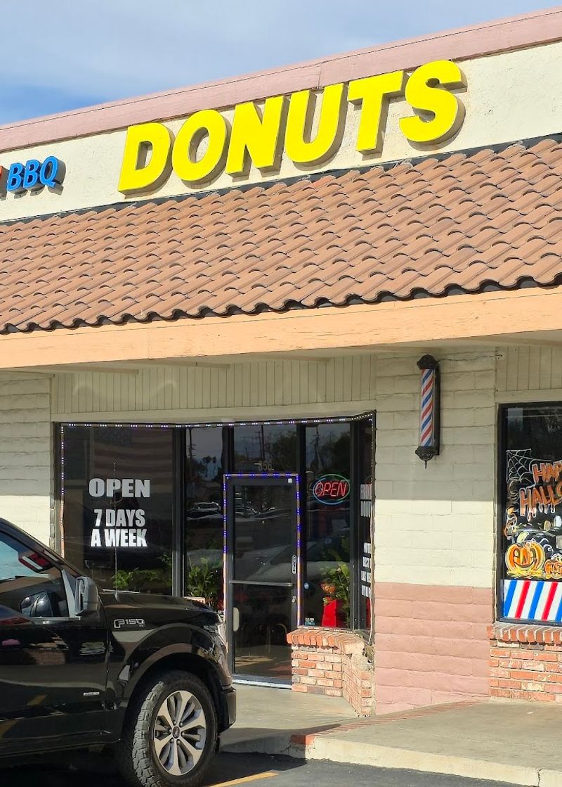 Friendly Donut House Friendly Donut House