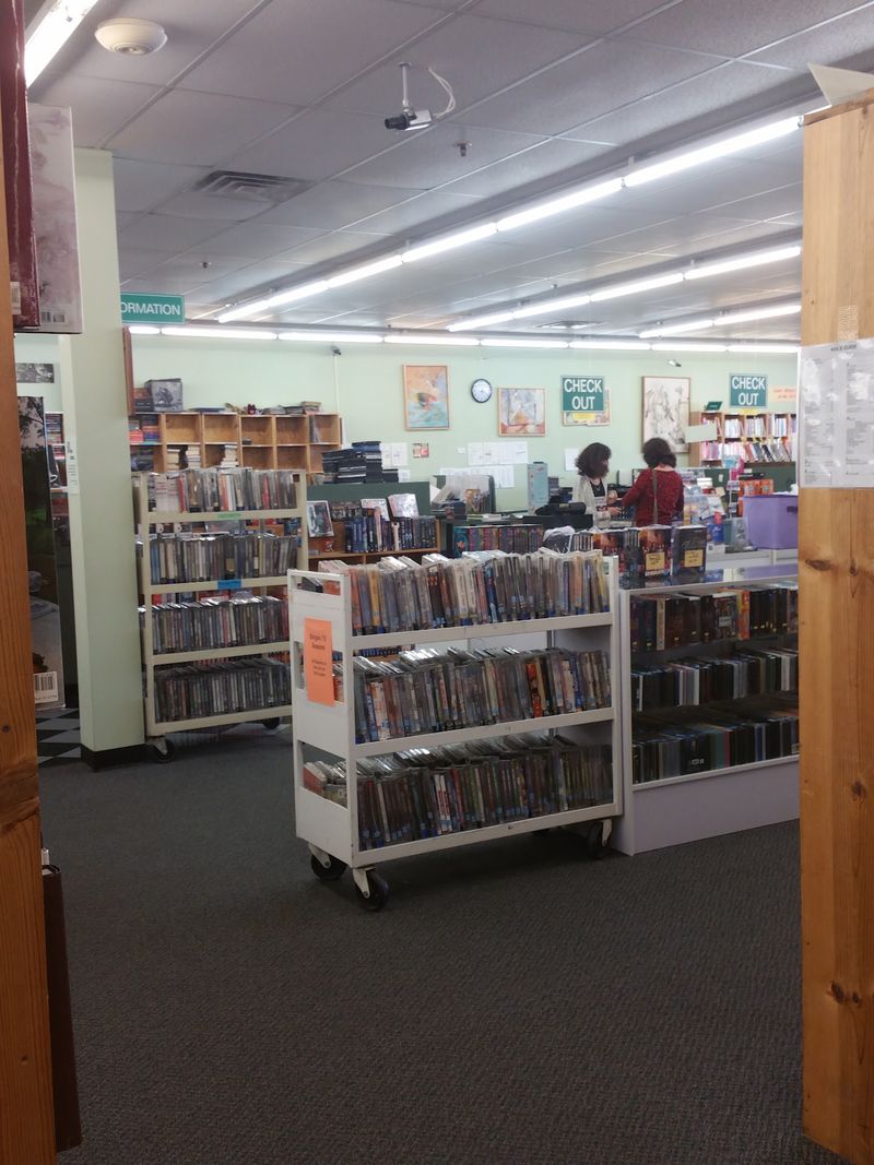 Friendly Faces Behind The Counter Friendly Faces Behind The Counter
