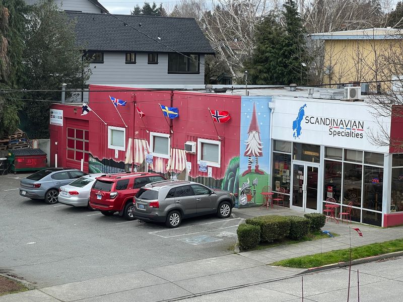 Friendly Faces and a Colorful Mural