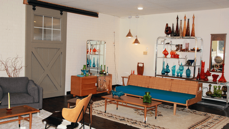 Friendly Owners Who Know Their Craft Friendly Owners Who Know Their Craft