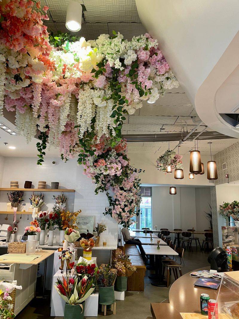 Hours And Timing That Fit Real Life