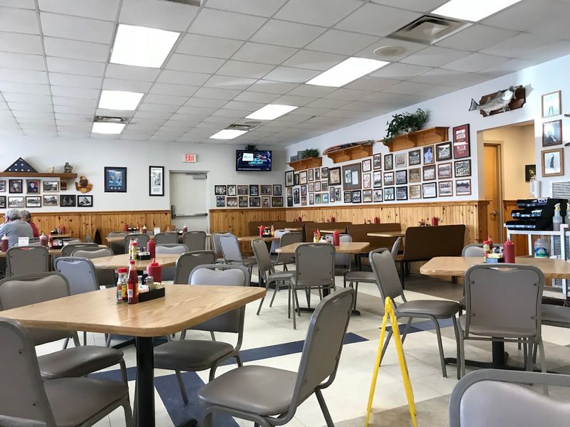 Why This Arkansas Catfish Spot Deserves A Visit