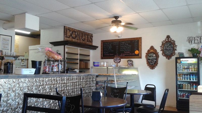 Friendly Service And Easy Comforts Friendly Service And Easy Comforts
