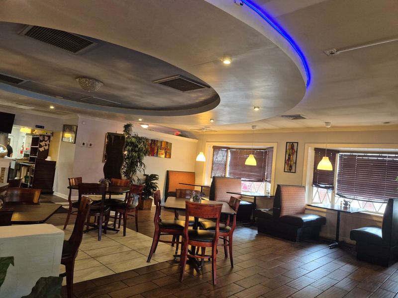 Friendly Service That Handles Big Groups