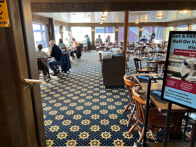 Friendly Service With Plenty Of Choices Friendly Service With Plenty Of Choices