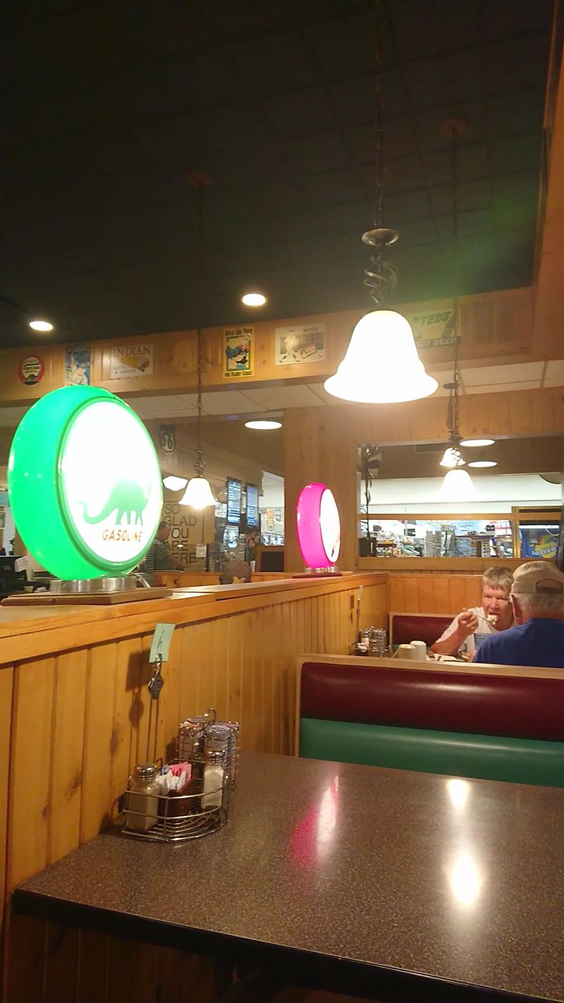 Friendly Service With Small-Town Warmth Friendly Service With Small-Town Warmth