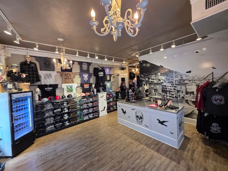 Friendly, Speedy Service and a Fun Gift Shop Friendly, Speedy Service and a Fun Gift Shop