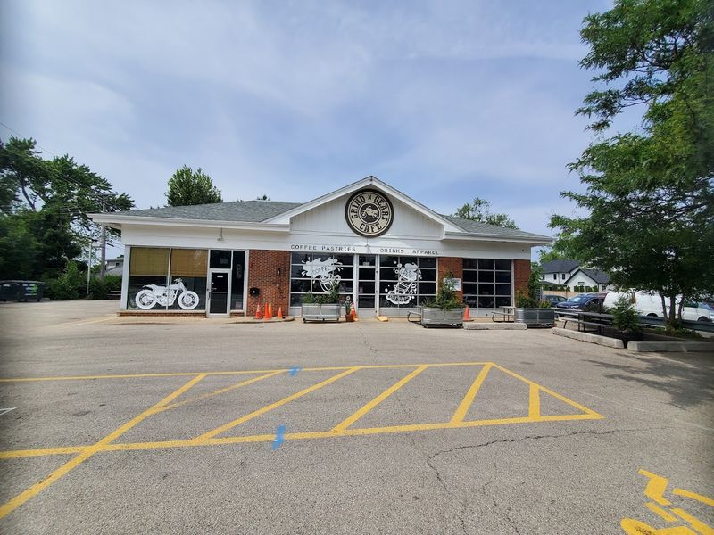 Hours, Location, And Parking Made Easy