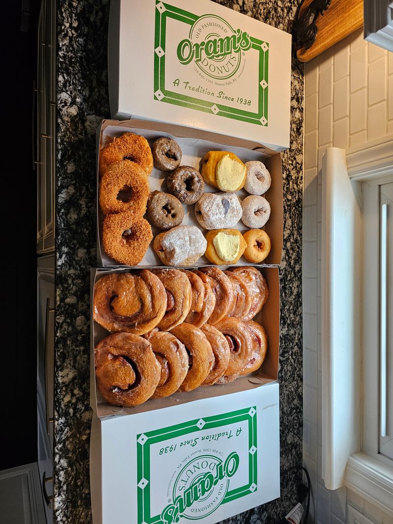 People Drive From Ohio and Beyond for These Donuts