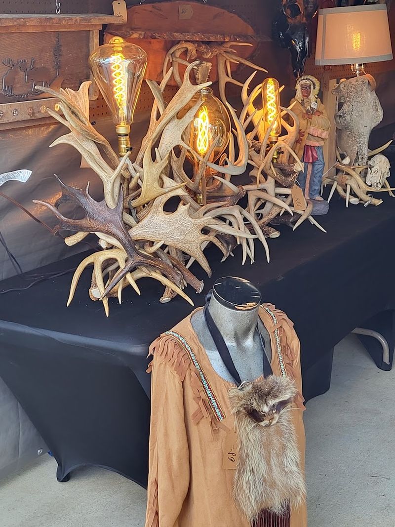 Friendship Flea Market