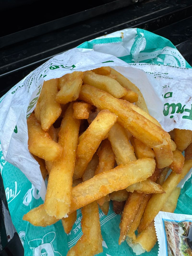 Fries So Crispy They Steal The Spotlight Fries So Crispy They Steal The Spotlight