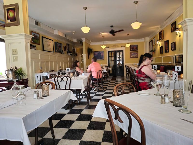 Fritz & Frites, Galena
