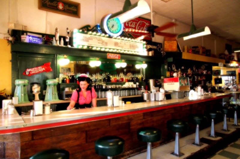 From Birch's Pharmacy to a Family-Run Fountain