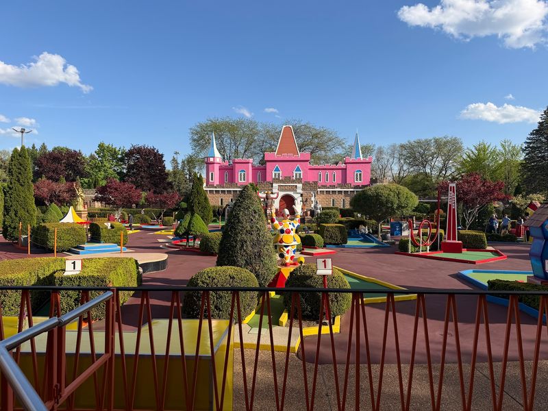 From George's Golfing Garden To Minigolf's Taj Mahal