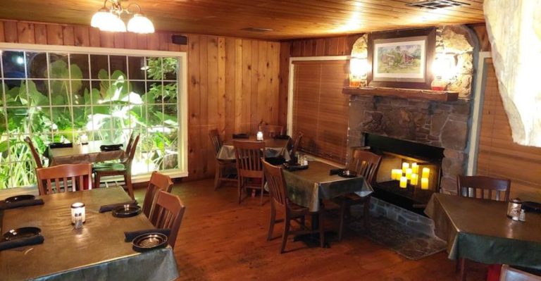 From Hot Springs To Eureka Springs, These Arkansas Restaurants Are Worth Visiting