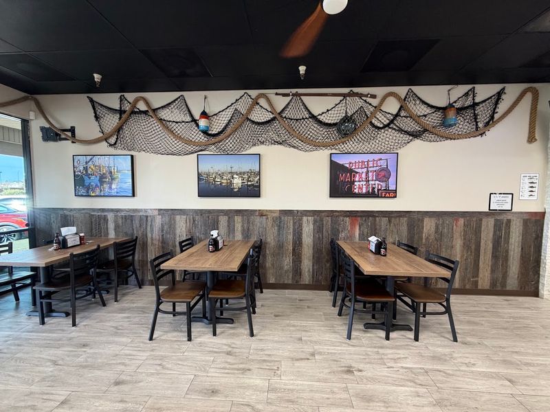 From Seattle Roots To An Arizona Fish Counter