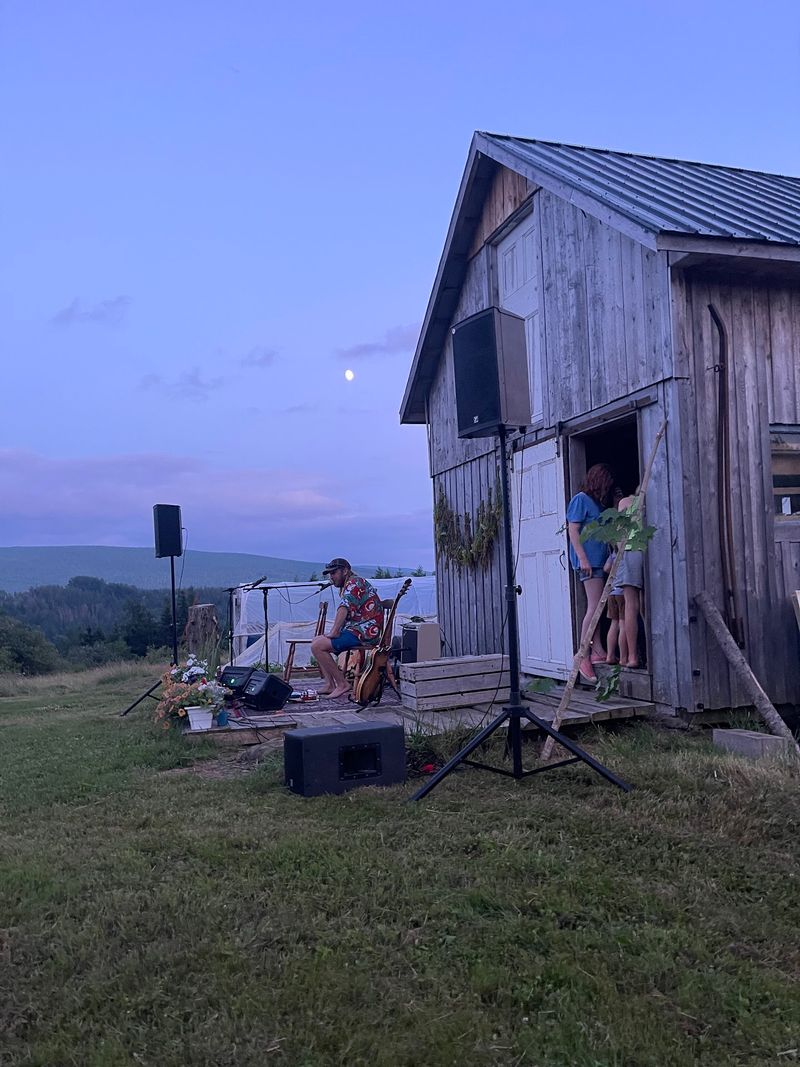 Front Porch Farm: A Rural Gem in Addy
