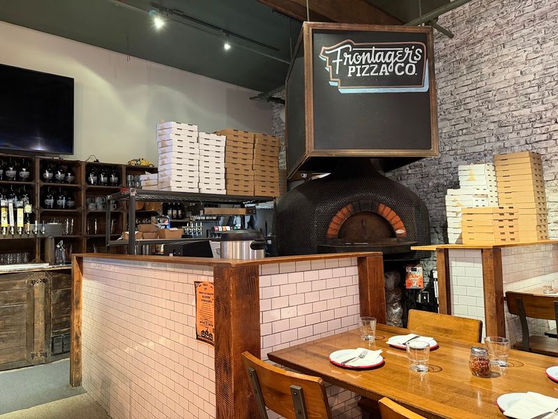 Frontager's Pizza Co. Frontager's Pizza Co.