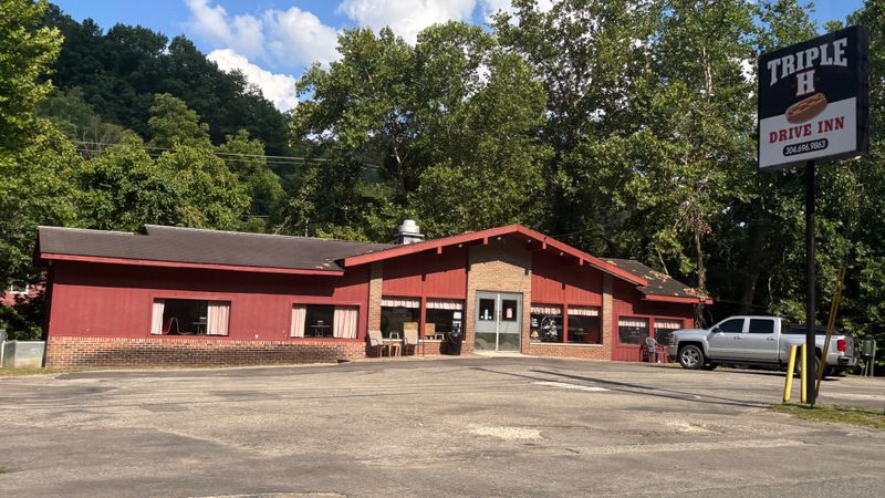 Triple H Drive Inn, Lavalette