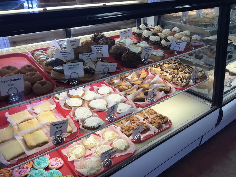 Gooey Butter Cake That'll Ruin You For Other Desserts