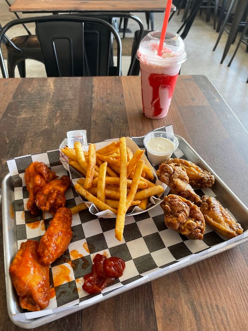 Fry N' Wings, St. Charles