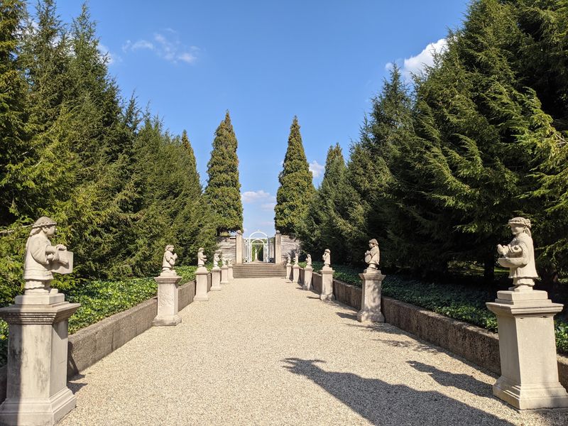 Fu Dogs, Musicians, And A Treasure Hunt Of Statues