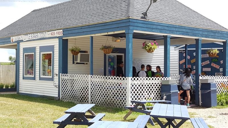 Laura’s Little Burger Joint, Decatur