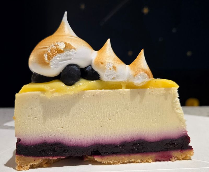 Full-Size Cheesecakes For When A Jar Is Not Enough