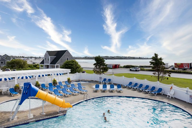 Fun Attractions Just Minutes Away Fun Attractions Just Minutes Away