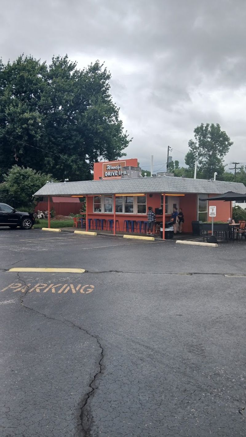 Woody's Drive In, Fremont