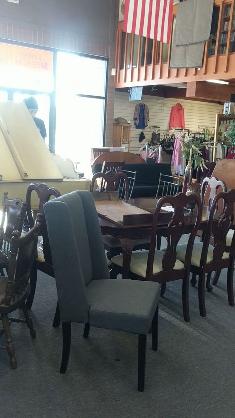 Furniture Finds That Fill a Corolla