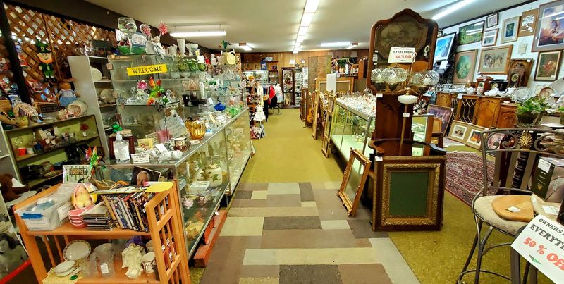 Furniture, Glassware, And The Everyday Antiques Furniture, Glassware, And The Everyday Antiques