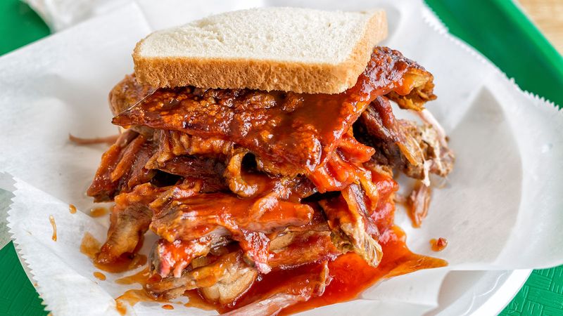 Lannie's Bar-B-Q Spot: Selma's Sauce Secret